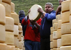 Беларусь вслед за Россией отказывается от украинского сыра