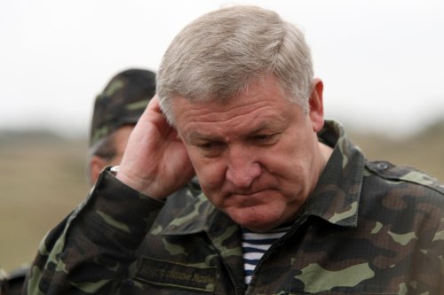 Янукович уволил Михаила Ежеля с поста министра обороны Украины
