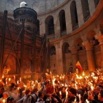 Во всём мире христиане ждут схождения Благодатного Огня