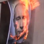 На MTV Video Music Awards 2012 сожгли портрет Путина