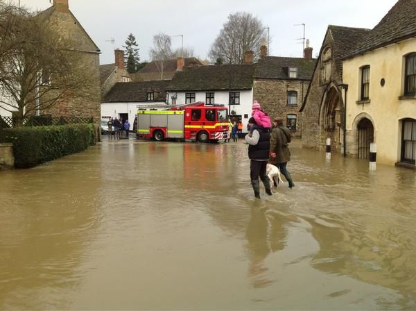 В Великобритании появились первые жертвы наводнения