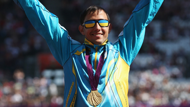 Украина: Чемпион паралимпиады в Лондоне живёт в аварийной квартире