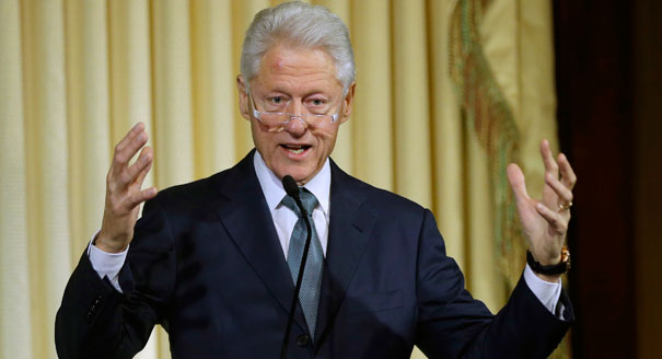 Билл Клинтон "не удивится" если на Землю прилетят инопланетяне