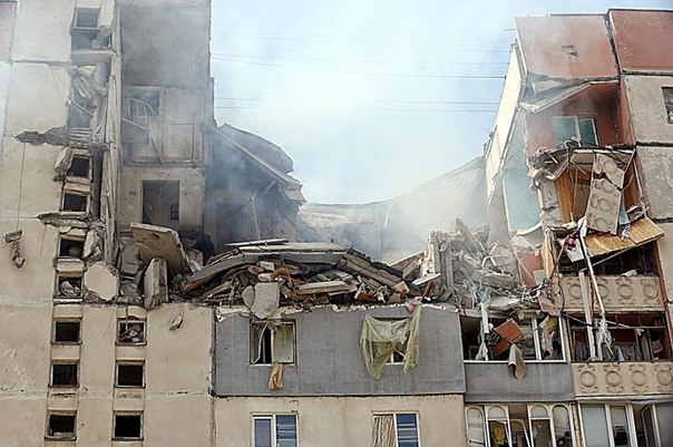 Спасатели: три человека погибли при взрыве в Николаеве