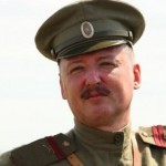Командир террористов Стрелков призывает жителей Славянска эвакуироваться из города