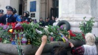Цветы жертвам противостояния в Одессе.